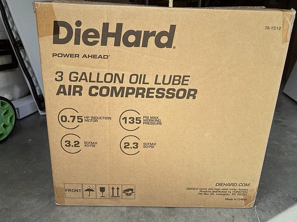 NEW Diehard 3-Gal. Portable 135 PSI Hot Dog Oil Lube Air Compressor #TA-1512